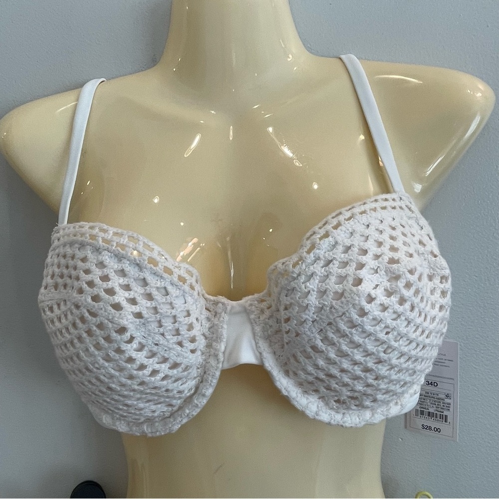 Shade & Shore Bikini Top Women’s 36B NWT Cream Crochet Top Adjustable New